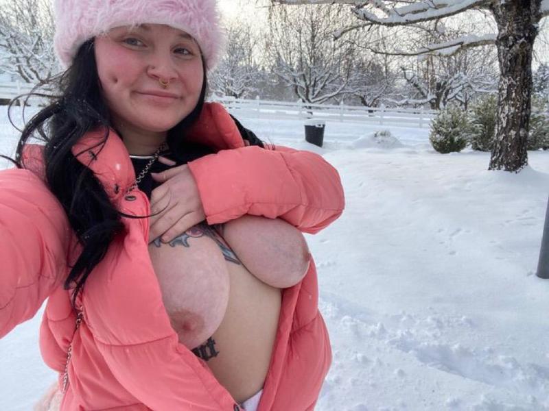 Hookups and rawsex