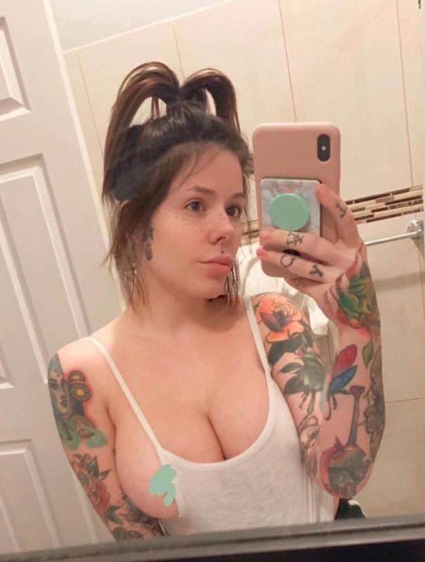 Wanna fuck!! HMU (561) 412-5682