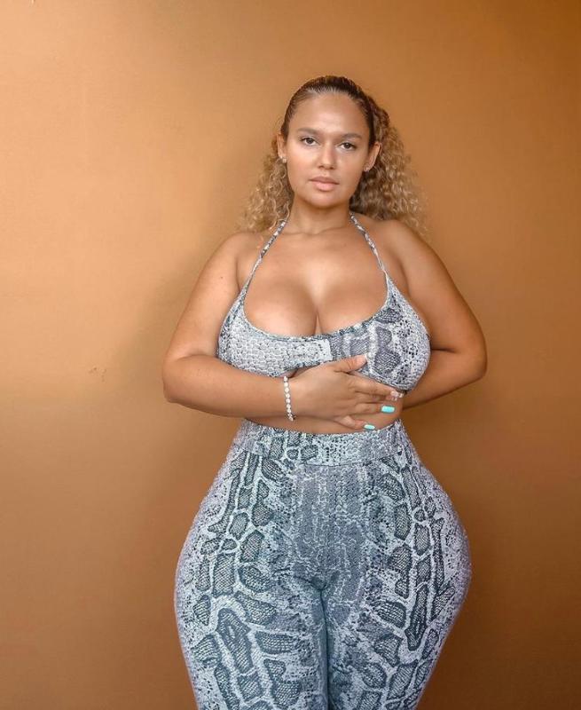 Escort available for both Incall and outcall service