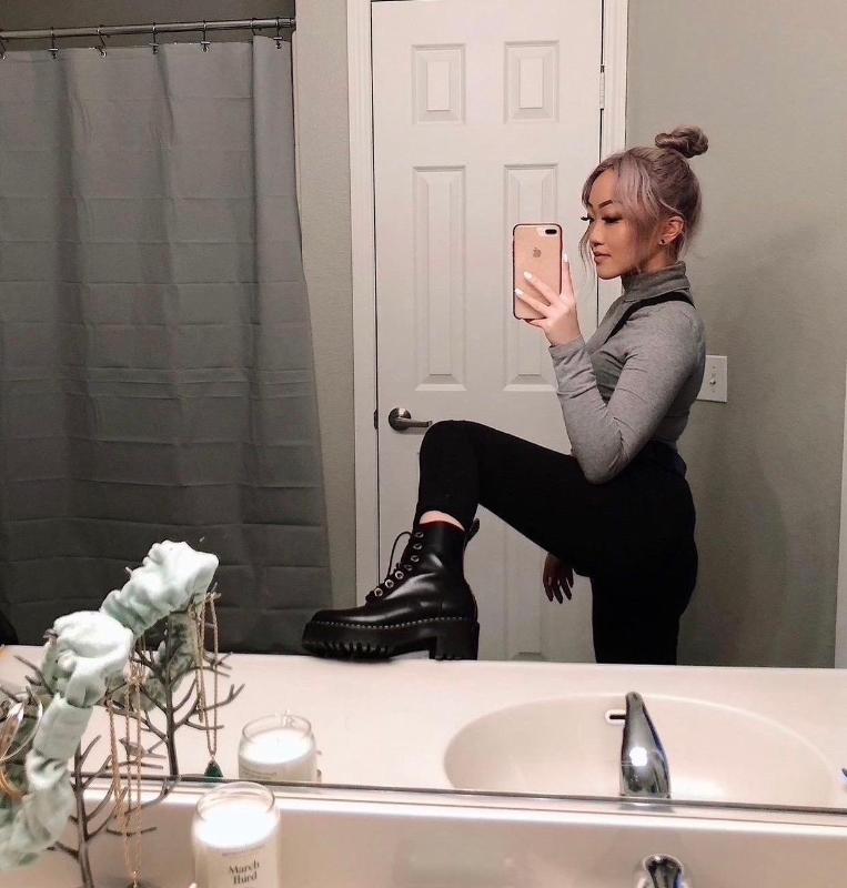 Available for incall and outcall HMU 🤙 now lefts Fuck