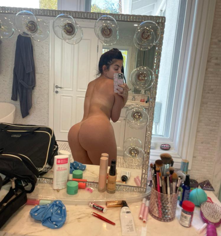 I’m available for hookup both incall and outcall text me on # 209-353-1902