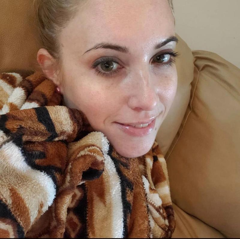 Escort..I offer an amazing service & I'll satisfy you for sure(847) 641-4558