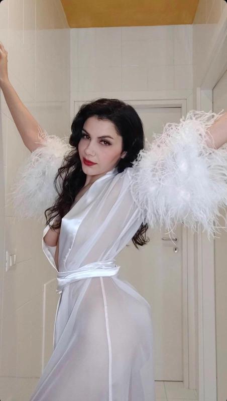 Hot babe down for sex hookup 😋😛🍆💦🍑💧💧💧