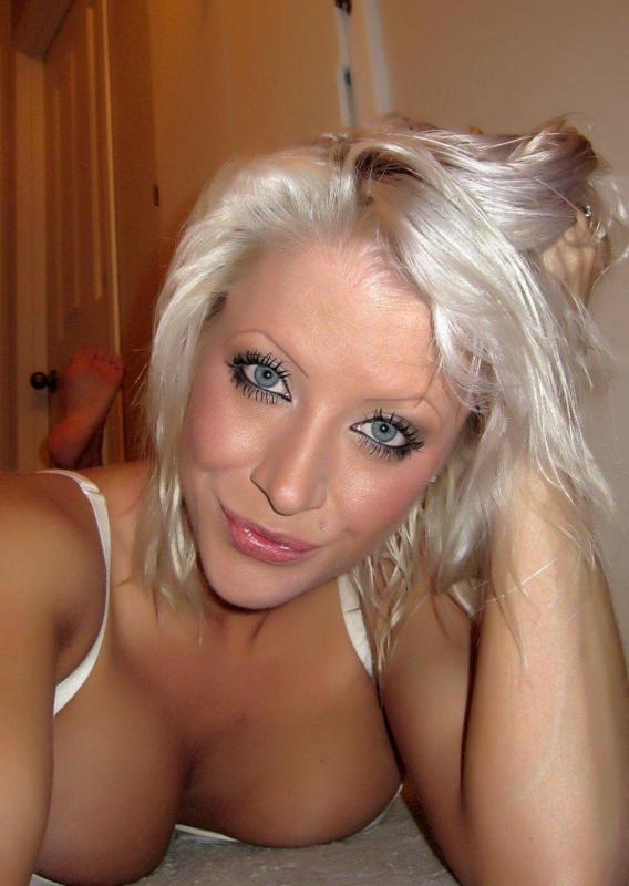 HOOKUP SEX 🍆🍆💦💦👅👅