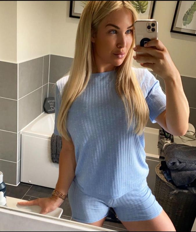 DOWN TO FUCK💦👅😻