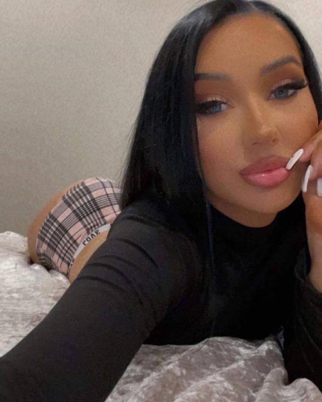 24/7 available I am a sexy and accommodating girl I can fulfill all your fantas