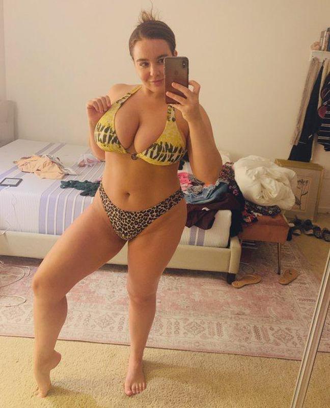 ESCORT AVAILABLE FOR HOOKUP