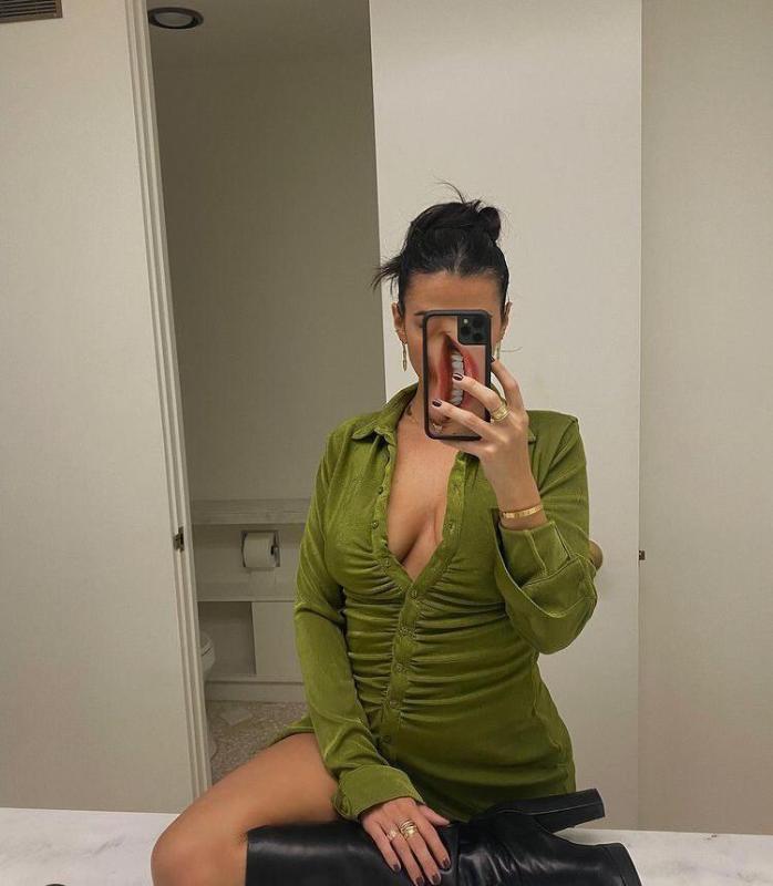 HMU Ready for Hookup incall and outcall 🍆😋add my snap aliuitopa21