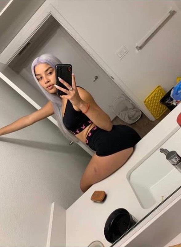 Kiss me again and again for your tongue is sweeter than wine 💋💋