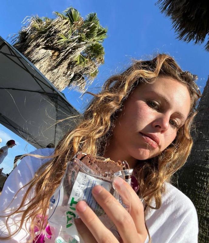 Available for Incall and outcall