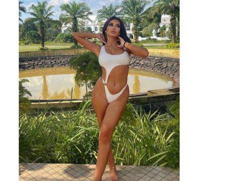 New in the area , sexy & elegant